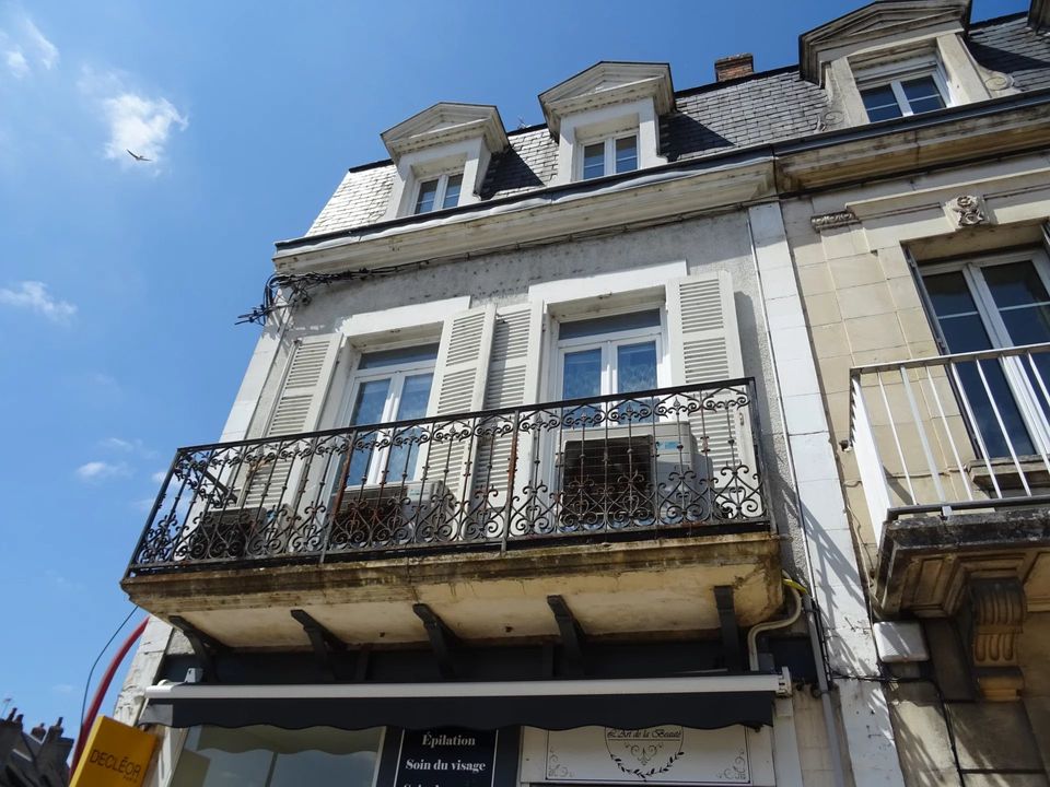 Erhvervsejendom i Cosne-Cours-Sur-Loire, Nievre - foto 3