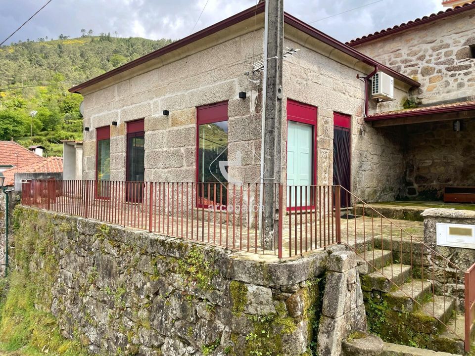 Casa de pueblo en Arcos de Valdevez, Viana do Castelo - foto 2