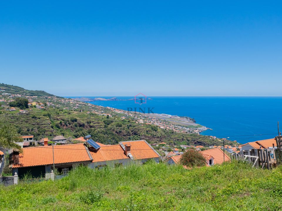 Helårsgrund i Santa Cruz, Madeira - foto 1