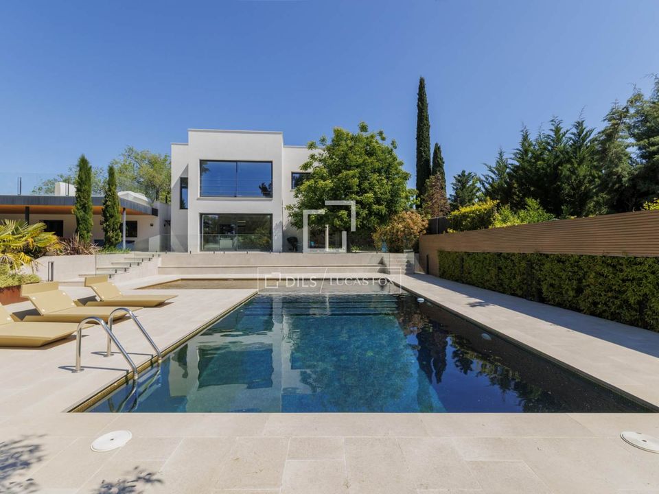 Villa i Boadilla Del Monte, Madrid - foto 1