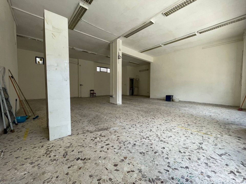 Erhvervsejendom i Maddaloni, Caserta - foto 4