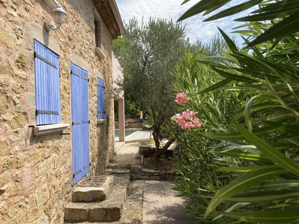 Landejendom i Sainte-Anastasie-sur-Issole, Var - foto 2