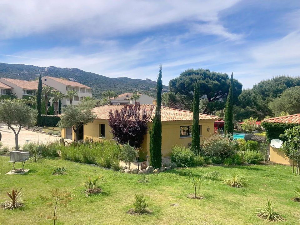 Villa i Calvi, Haute-Corse - foto 1