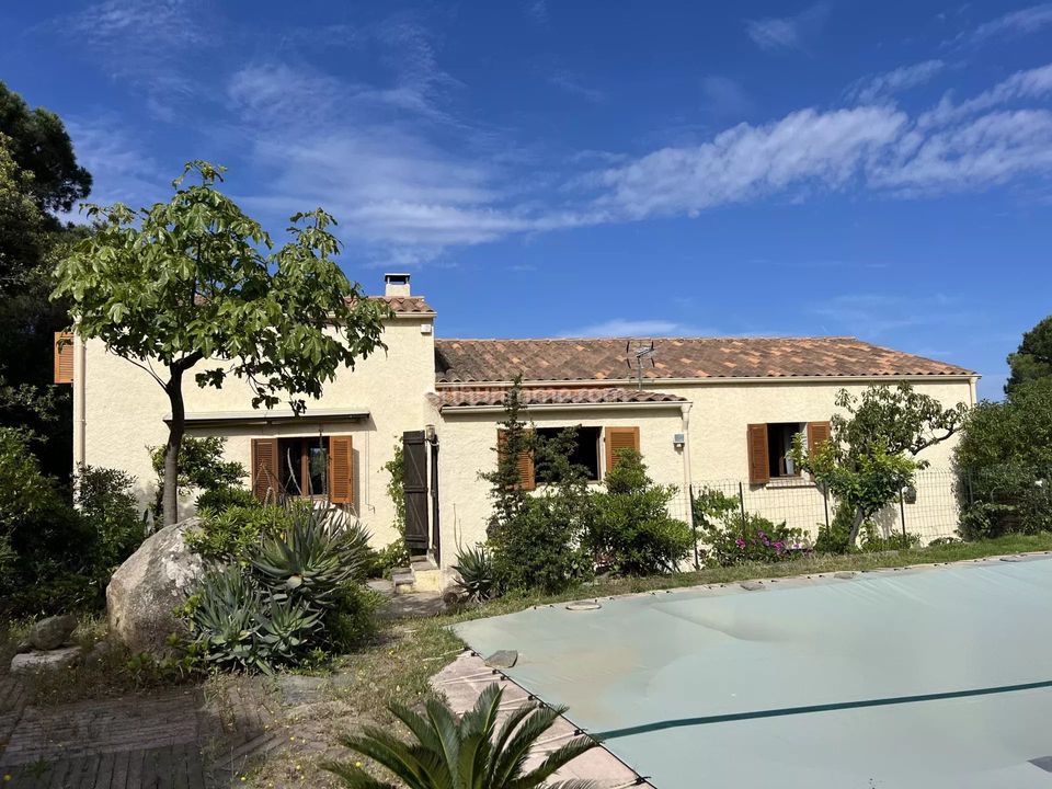 Villa en L'Île-Rousse, Haute-Corse - foto 2