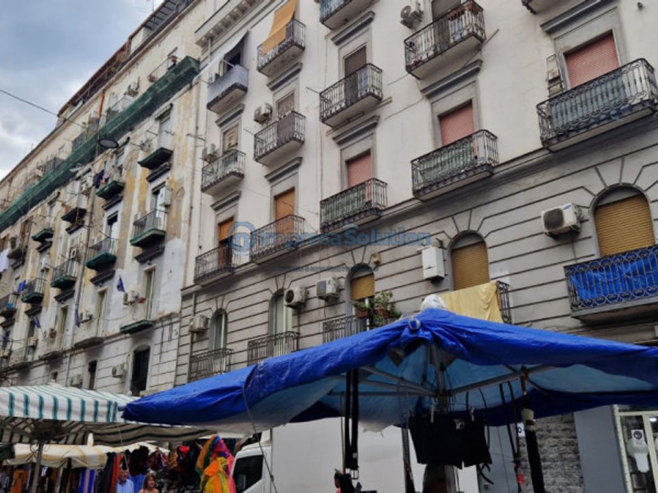 Erhvervsejendom i Naples, Naples - foto 1