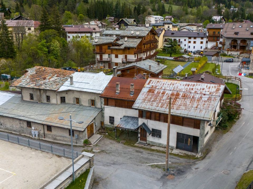 Erhvervsejendom i Cesana Torinese, Turin - foto 3