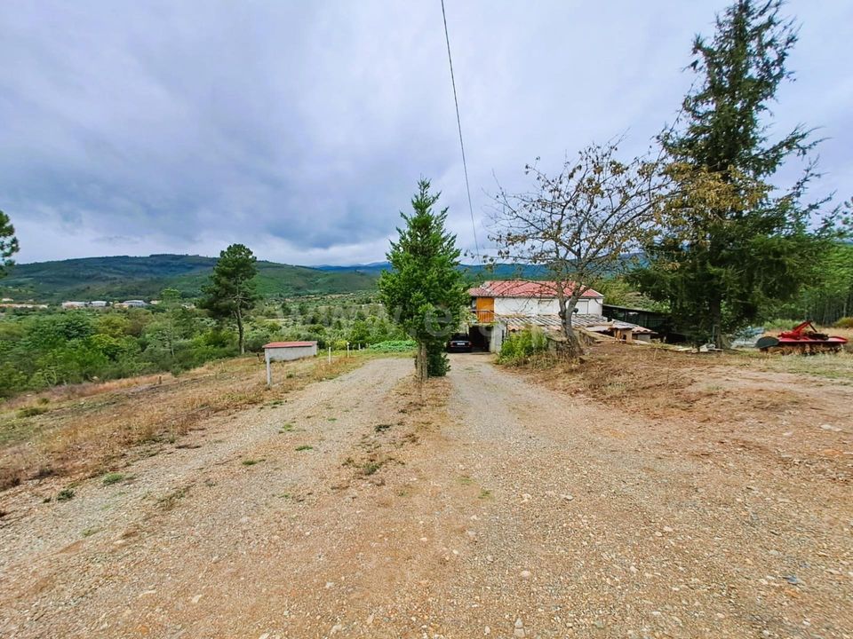 Helårsgrund i Covilha, Castelo Branco - foto 3