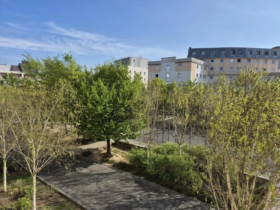 Lejlighed i Noisy-le-Grand, Seine-Saint-Denis - foto 1