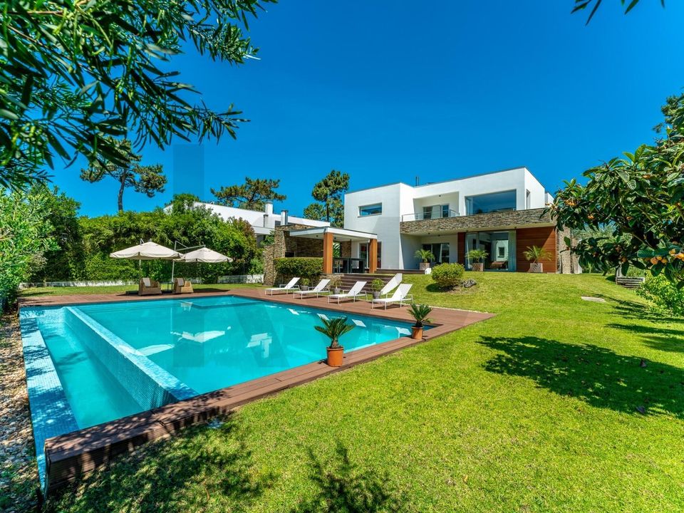 Casa de pueblo en Almada, Setubal - foto 1