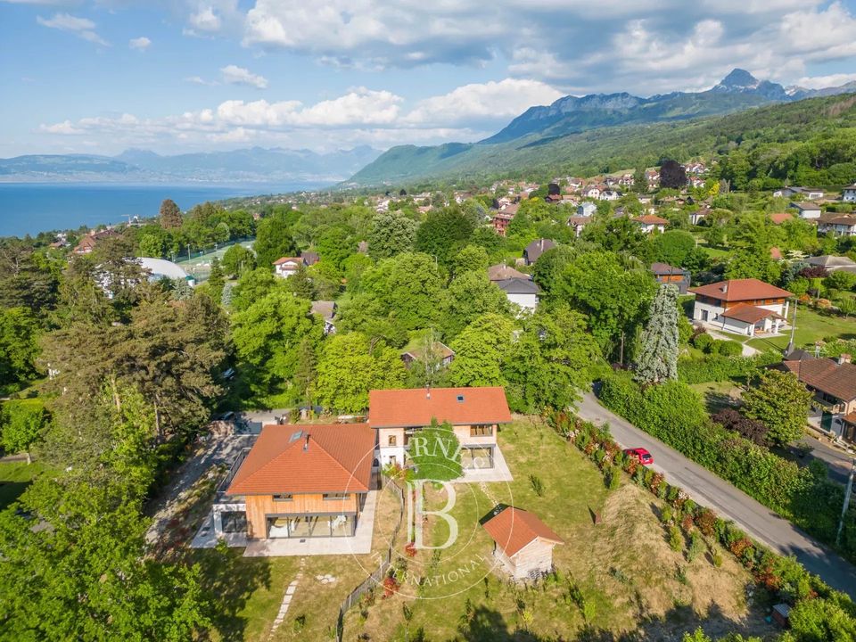 Villa i Evian-les-Bains, Haute-Savoie - foto 3