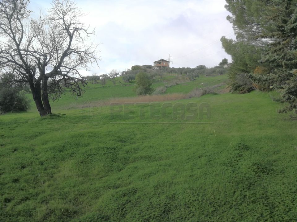 Erhvervsejendom i Caltanissetta, Caltanissetta - foto 1