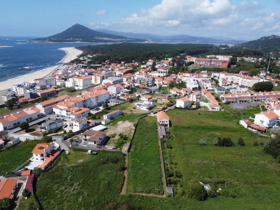 Helårsgrund i Caminha, Viana do Castelo - foto 1