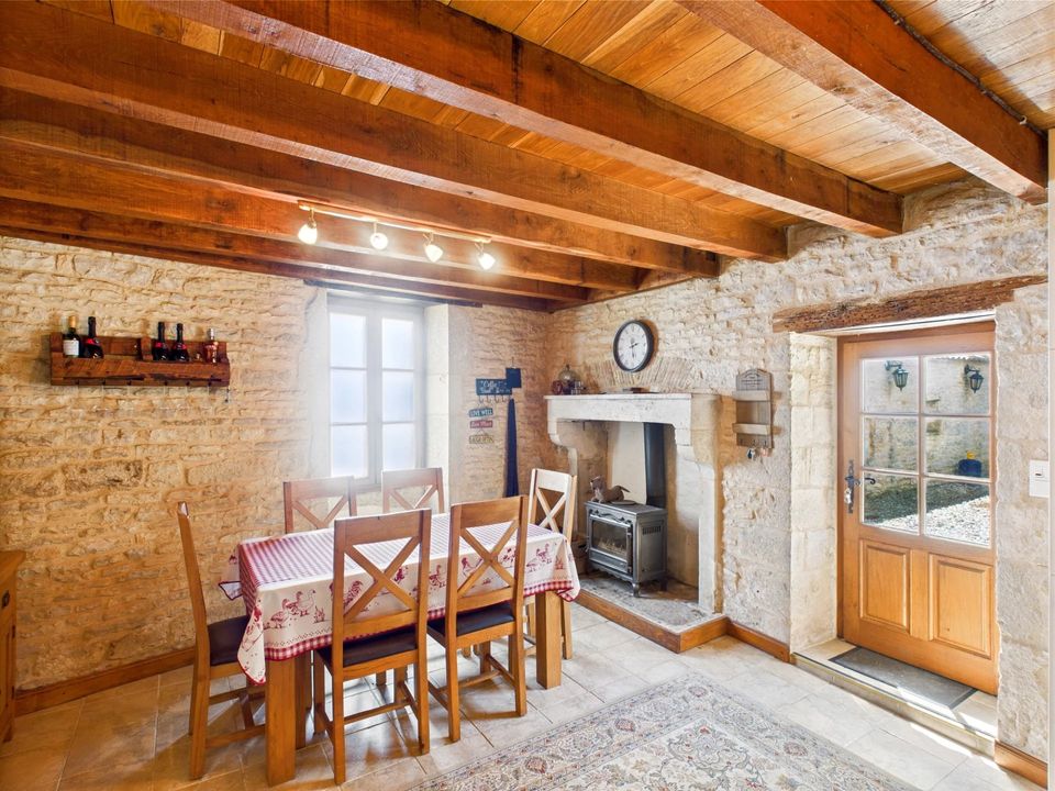 Villa i Nanteuil-en-Vallee, Charente - foto 5