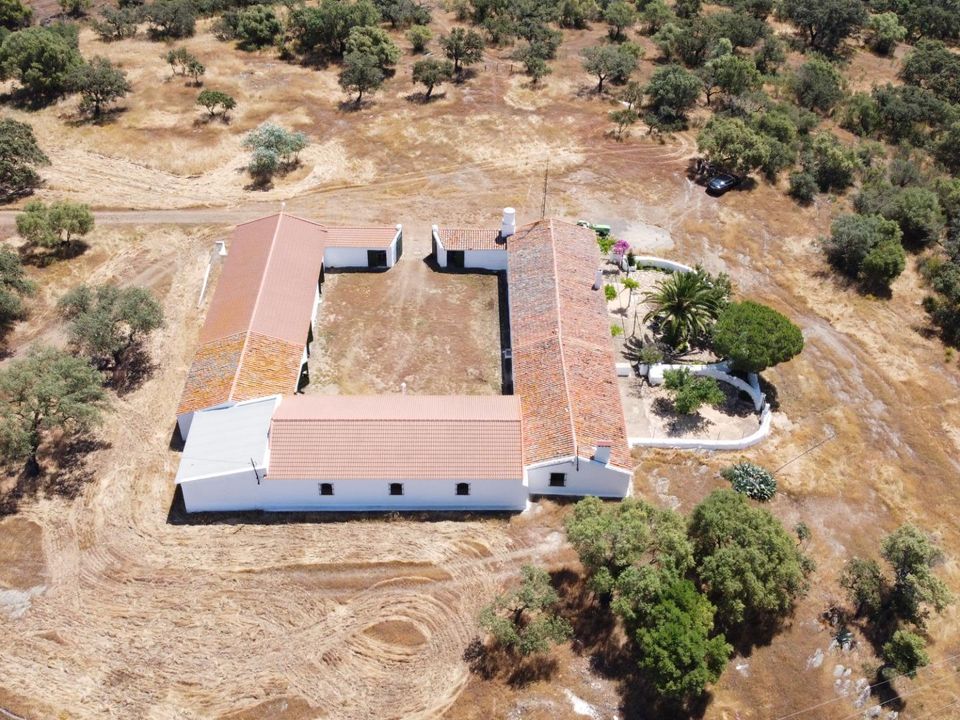 Masia a Villanueva De Los Castillejos, Huelva - foto 1