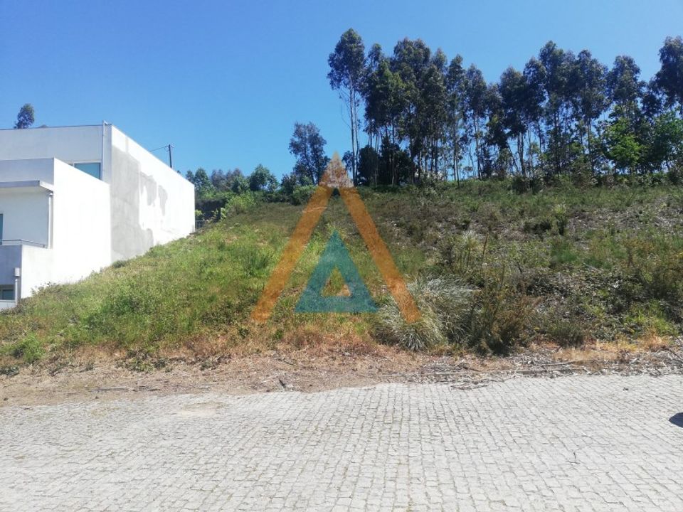 Helårsgrund i Santa Maria da Feira, Aveiro - foto 1