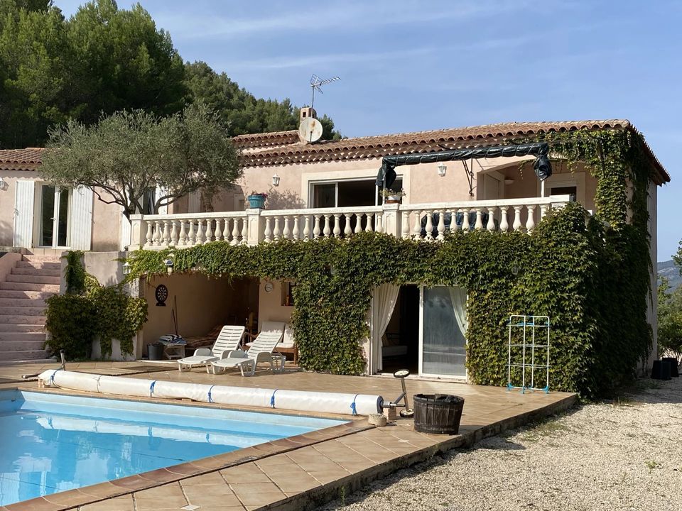 Villa i Auriol, Bouches-du-Rhone - foto 1