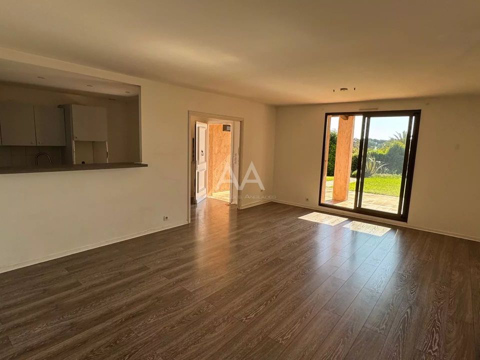 Villa i Villeneuve-Loubet, Alpes-Maritimes - foto 2