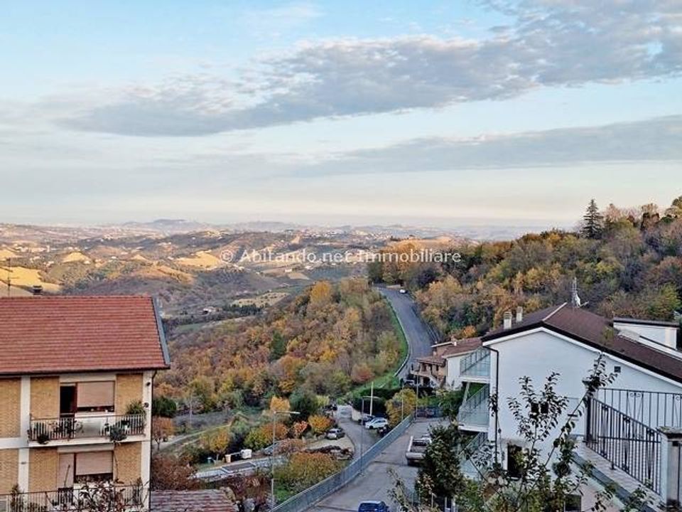 Villa i Penne, Pescara - bilde 1