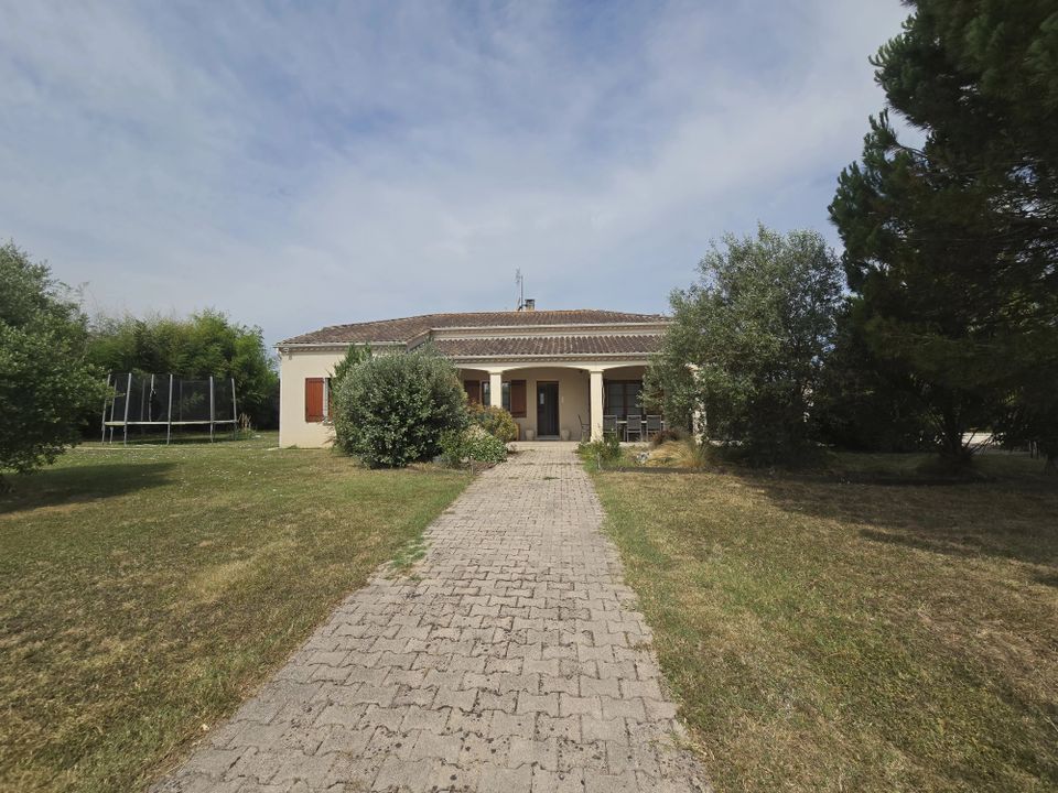 Landsbyhus i Miramont-de-Guyenne, Lot-et-Garonne - foto 2