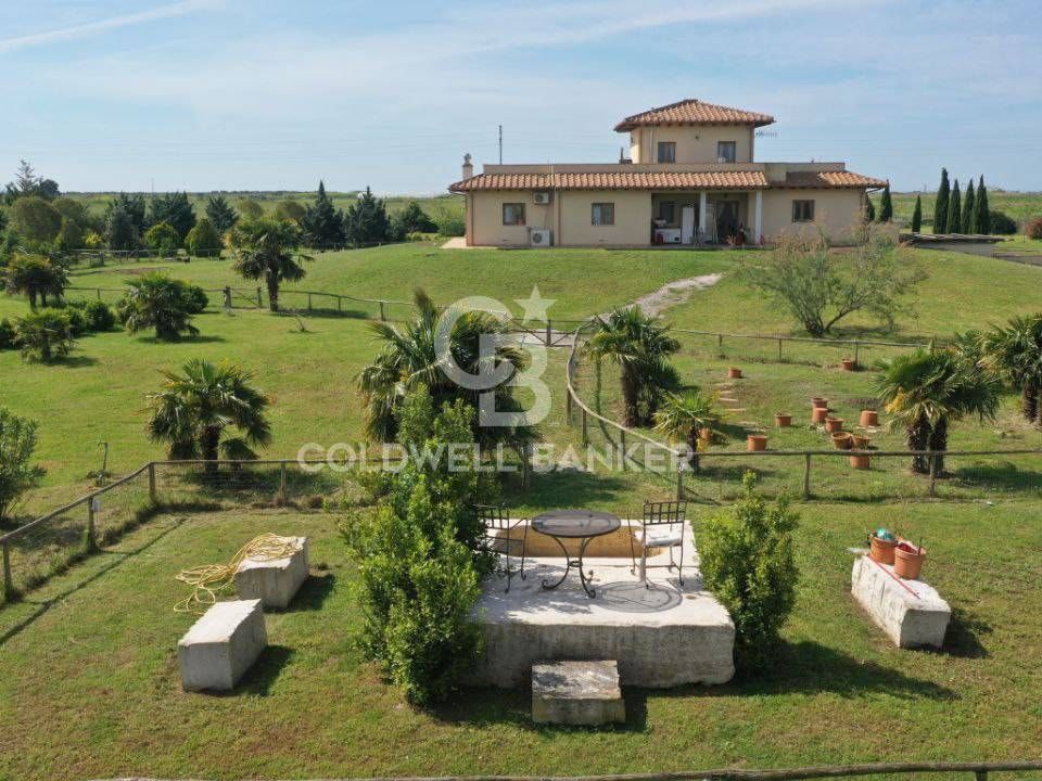 Villa en Canino, Viterbo - foto 2