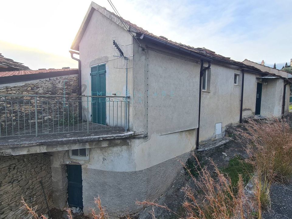 Landejendom i Casanova Lerrone, Savona - foto 3