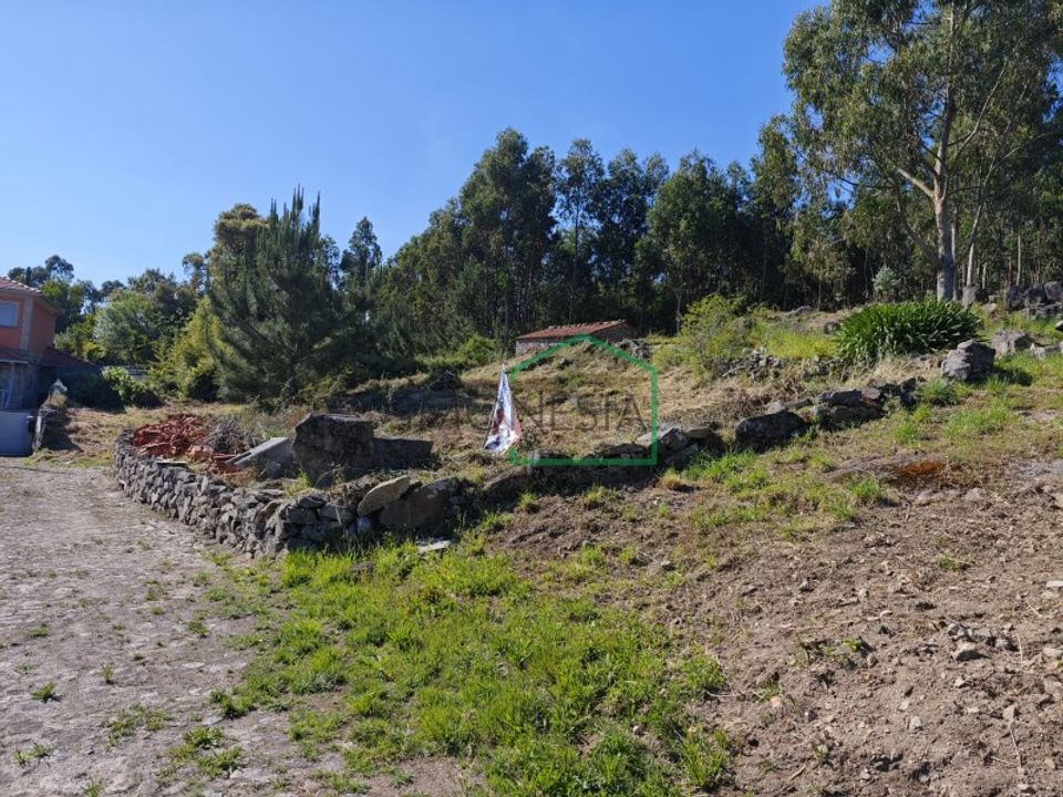 Helårsgrund i Vile, Viana do Castelo - foto 1