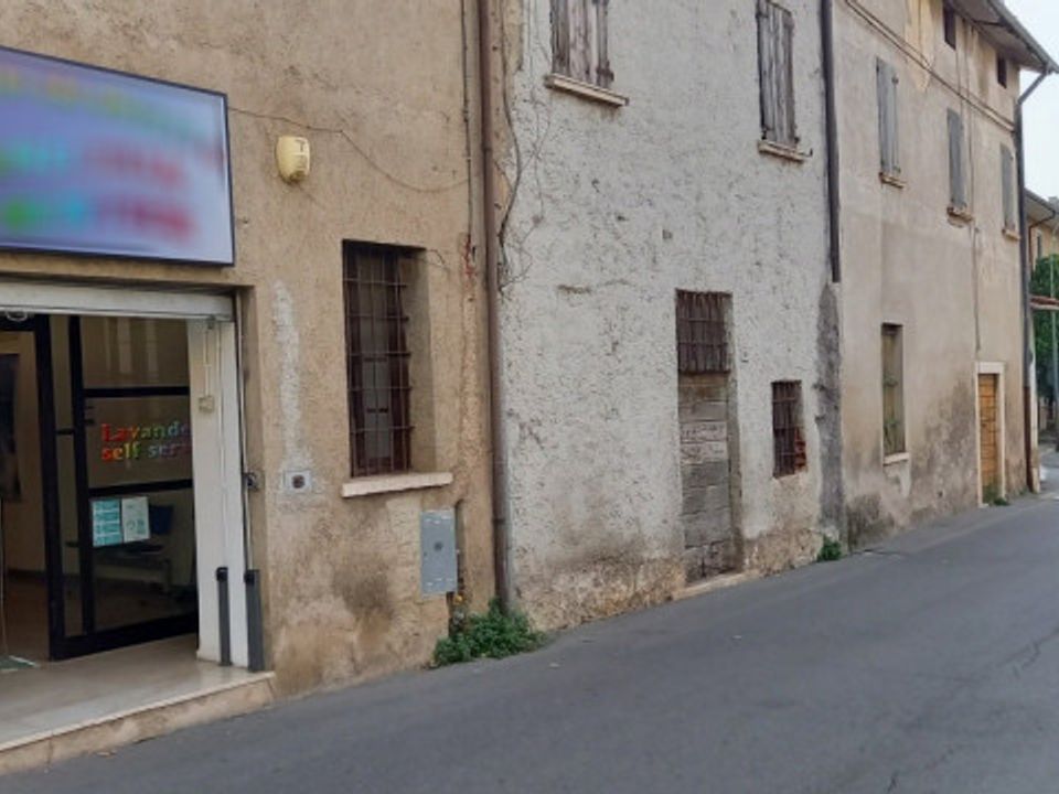 Erhvervsejendom i Nuvolento, Brescia - foto 1
