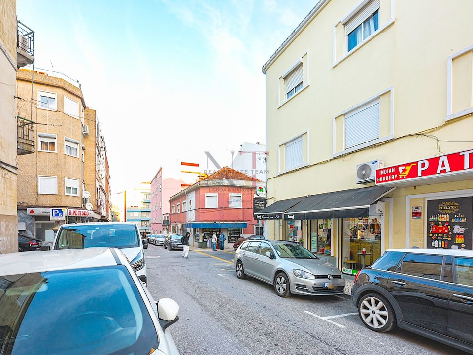 Erhvervsejendom i Moscavide, Lisbon - foto 2