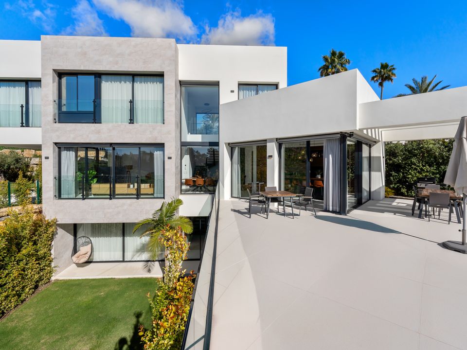 Villa i El Paraiso, Malaga - foto 4