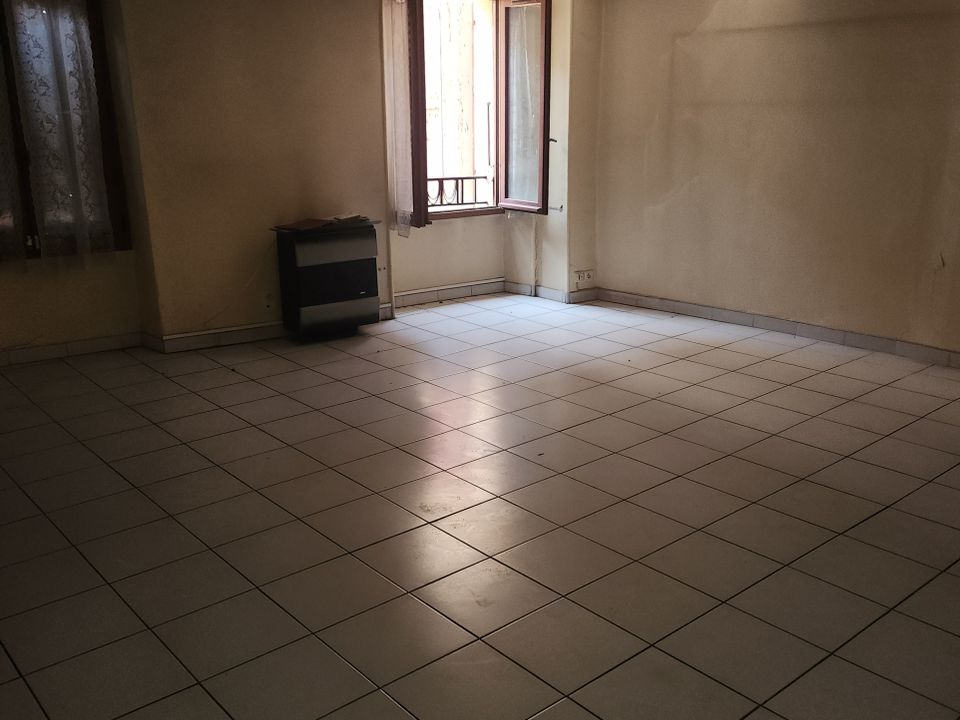 Lejlighed i Arles-sur-Tech, Pyrenees-Orientales - foto 1
