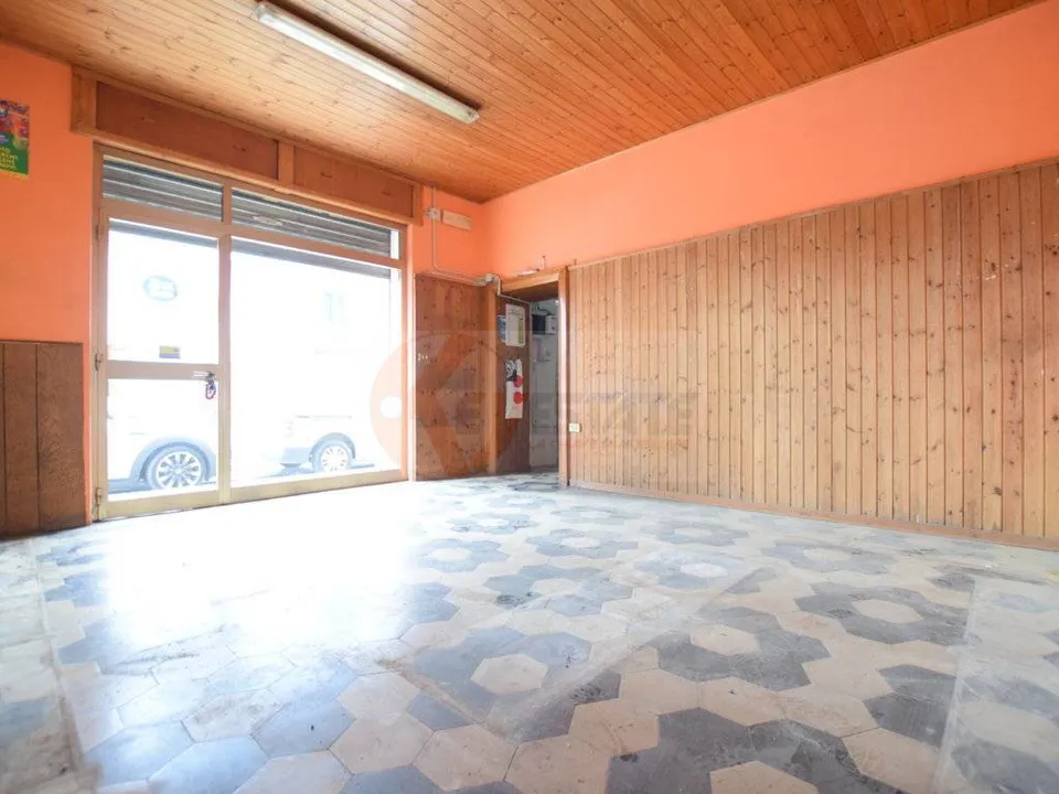 Erhvervsejendom i Nuoro, Nuoro - foto 1