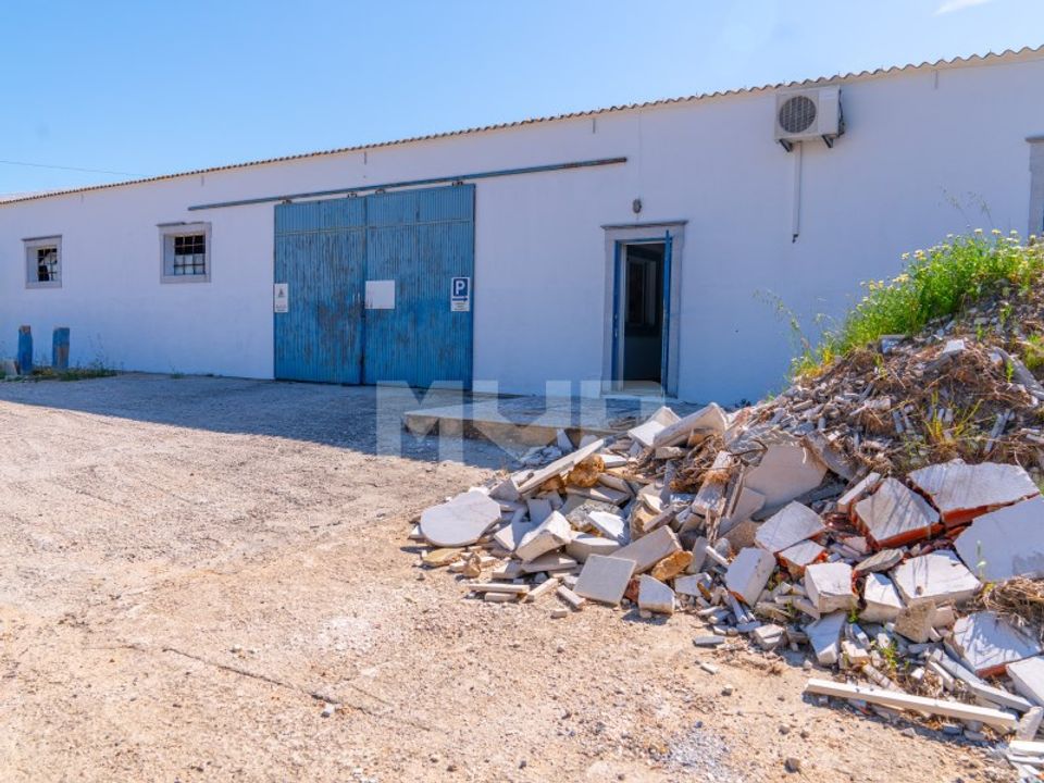 Erhvervsejendom i Moncarapacho, Faro - foto 5