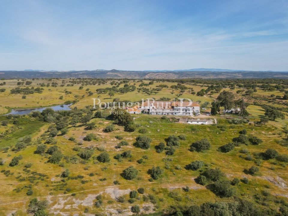 Landejendom i Monforte da Beira, Castelo Branco - foto 1