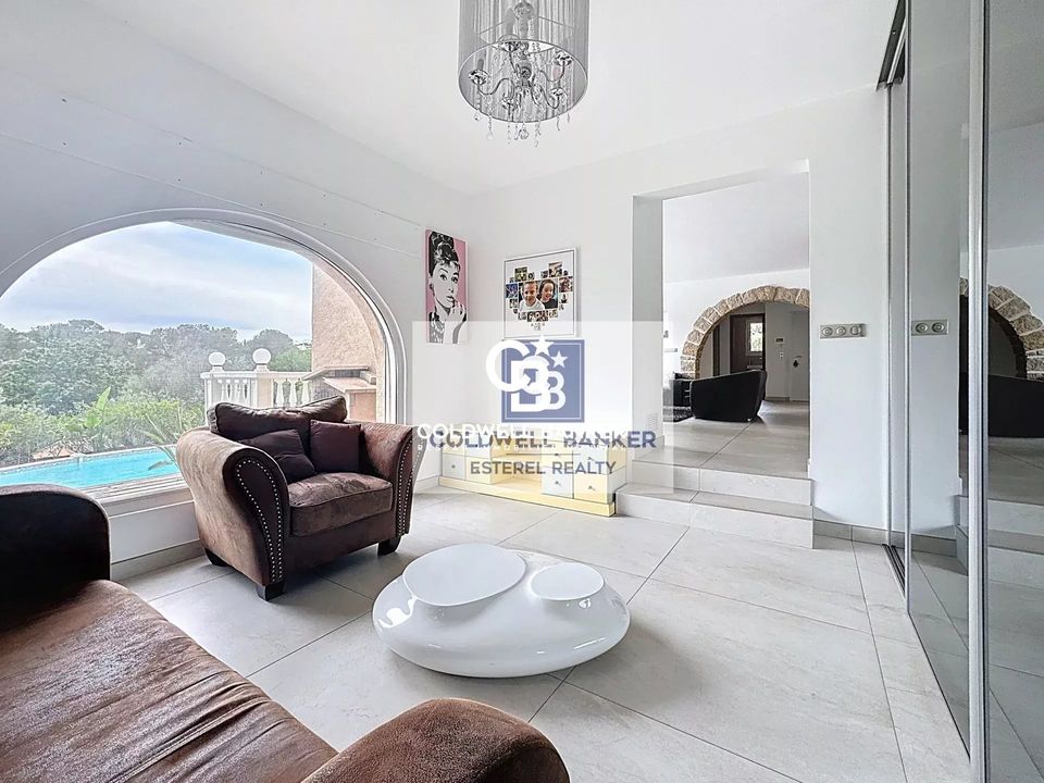 Villa i Saint-Raphaël, Var - foto 1