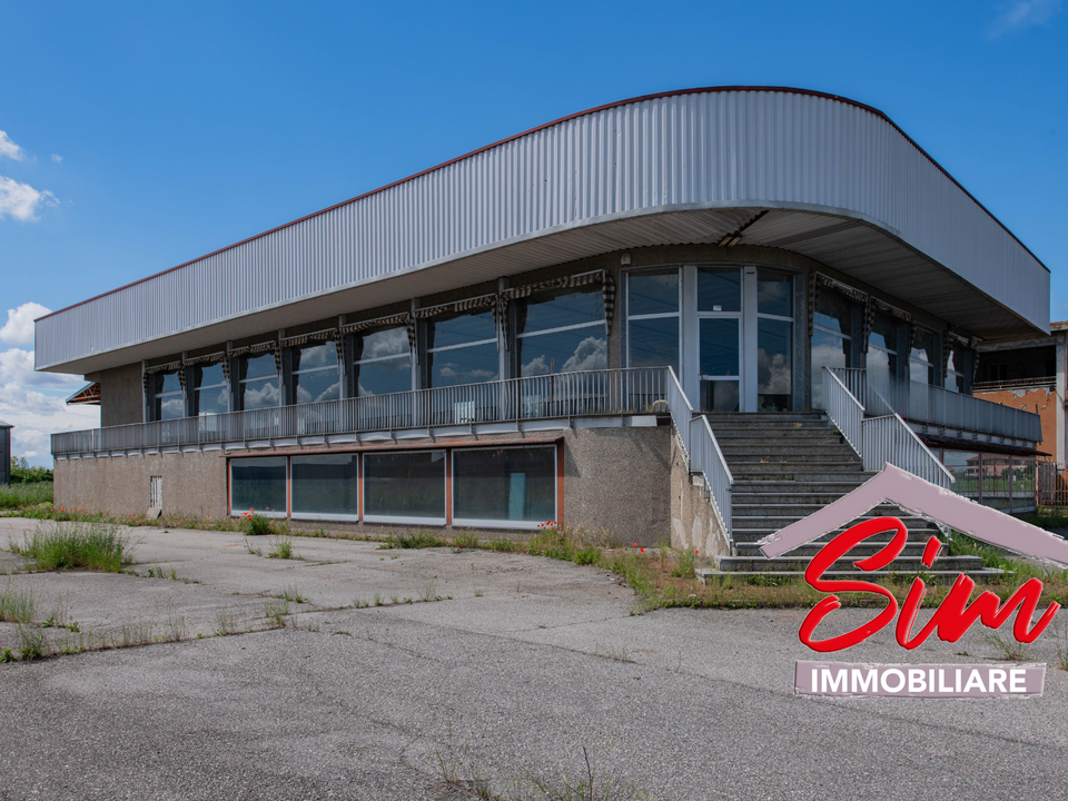 Propriedade comercial em Caltignaga, Novara - foto 2