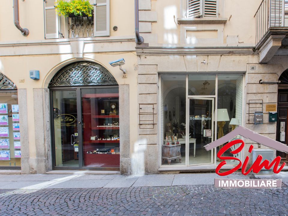 Propriedade comercial em Novara, Novara - foto 1