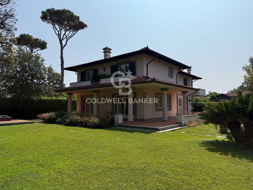 Villa i Forte dei Marmi, Lucca - foto 1