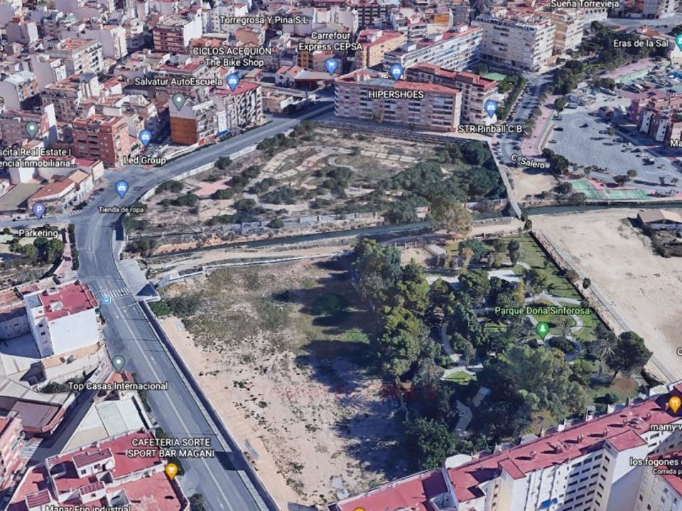 Helårsgrund i Torrevieja, Alicante - foto 5