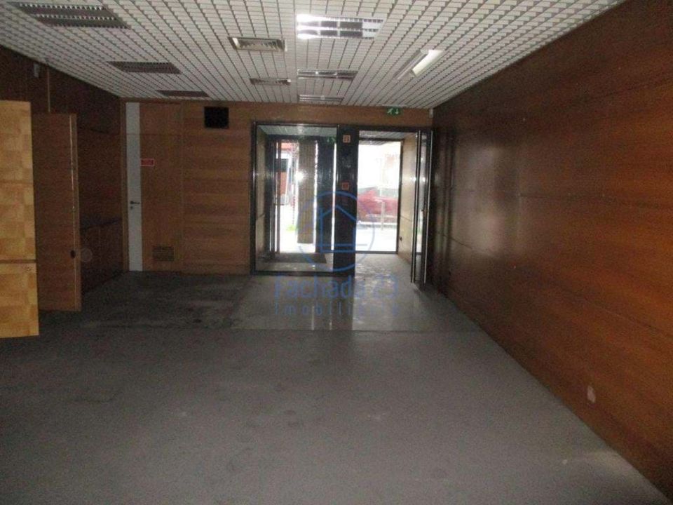 Erhvervsejendom i Pacos de Ferreira, Porto - foto 3