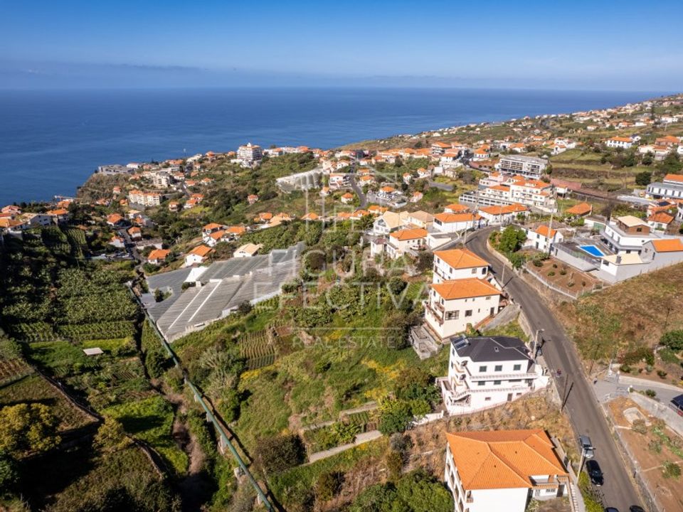 Helårsgrund i Calheta, Madeira - foto 1