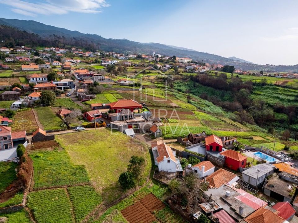 Helårsgrund i Calheta, Madeira - foto 1
