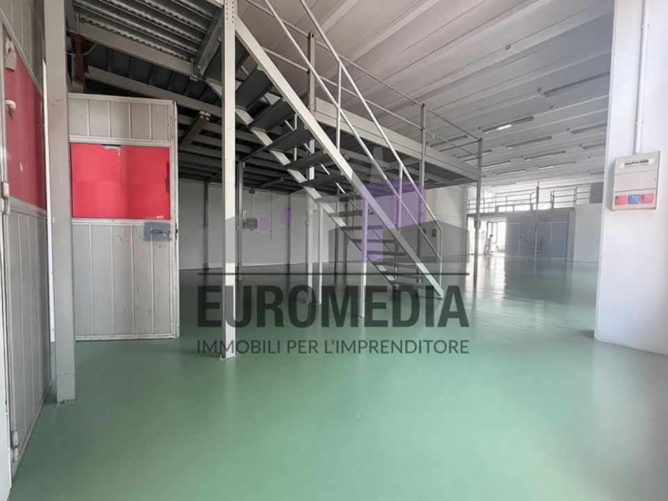 Erhvervsejendom i Altavilla Vicentina, Vicenza - foto 3
