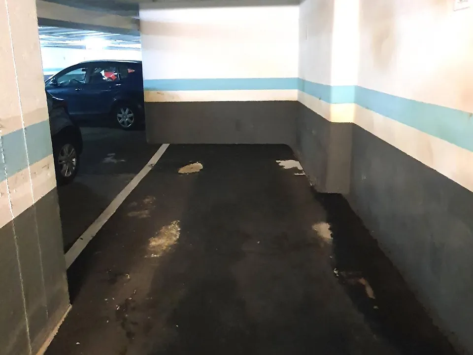 Garage in Bilbao, Vizcaya - foto 3