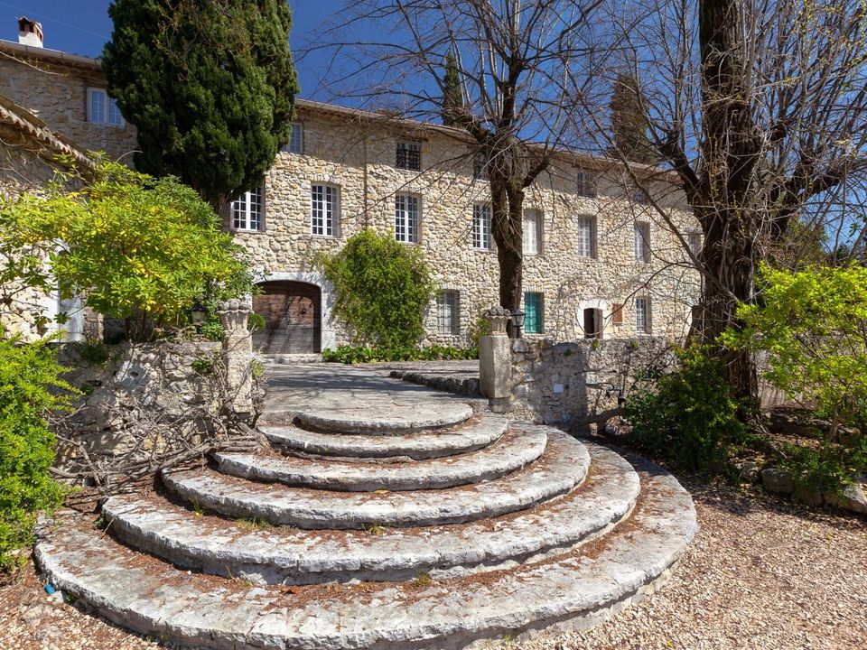 Villa i Opio, Alpes-Maritimes - bilde 1