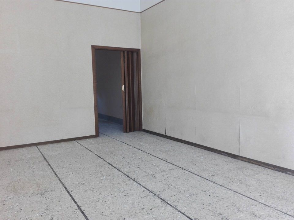Erhvervsejendom i Calcinaia, Pisa - foto 1
