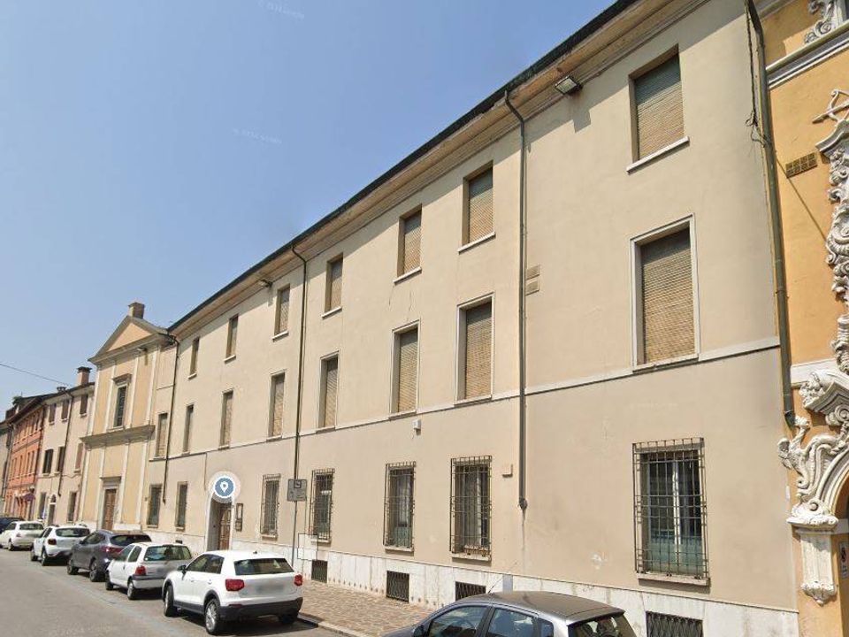 Erhvervsejendom i Mantua, Mantua - foto 1