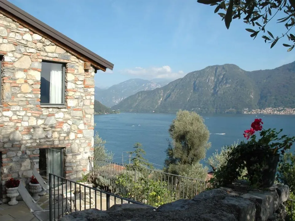 Villa i Sala Comacina, Como - foto 1