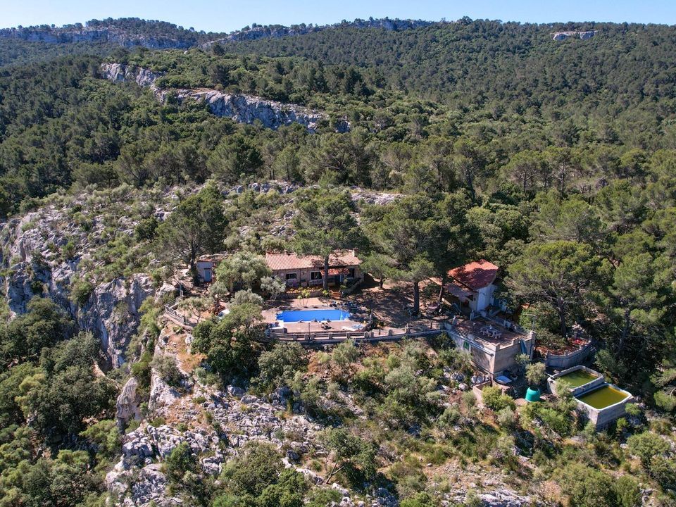Landejendom i Puigpunyent, Mallorca - foto 1