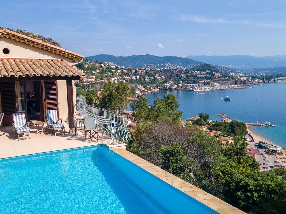 Villa a Theoule-sur-Mer, Alpes-Maritimes - foto 3