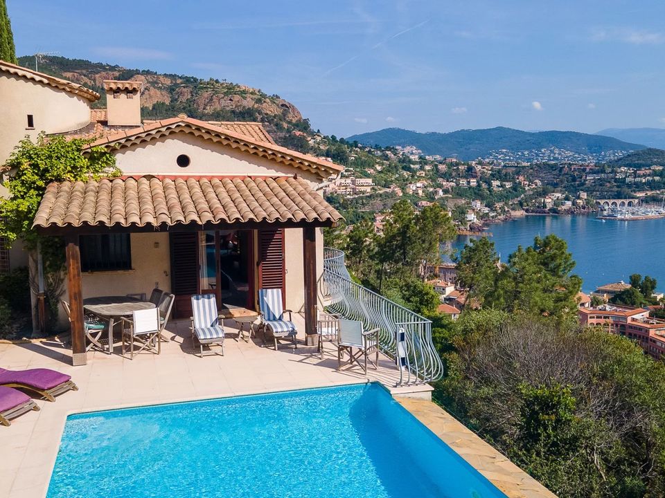 Villa a Theoule-sur-Mer, Alpes-Maritimes - foto 4